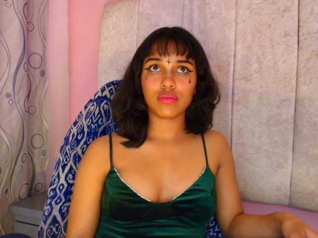 Dakashyten's BongaCams show and profile