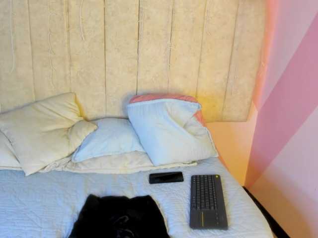 Dakashyten's BongaCams show and profile