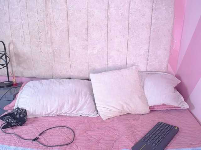 Dakashyten's BongaCams show and profile