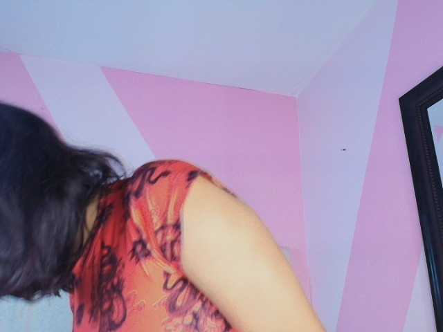 Dakashyten's BongaCams show and profile