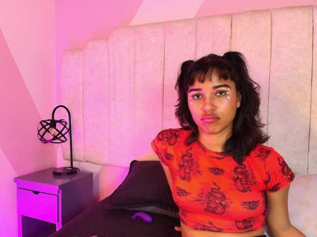 Dakashyten's BongaCams show and profile