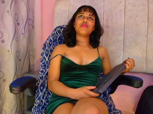 Dakashyten's BongaCams show and profile