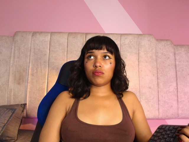 Dakashyten's BongaCams show and profile