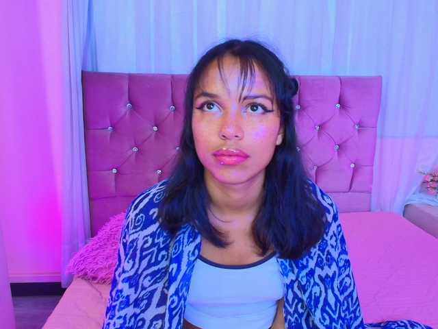 Dakashyten webcam bongacams model stream image