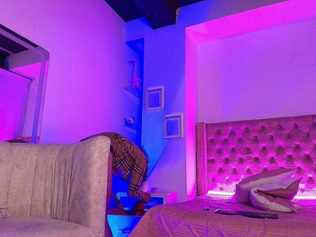 Dakashyten's BongaCams show and profile