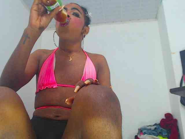 whitneyt Live Webcam on BongaCams