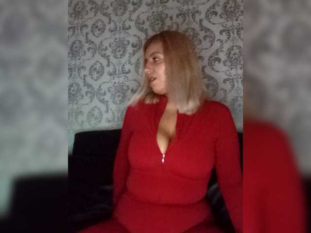 SunnyLeo88 – webcam model profile photo