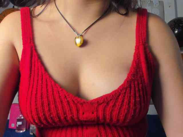 Samantha-js Live Webcam on BongaCams