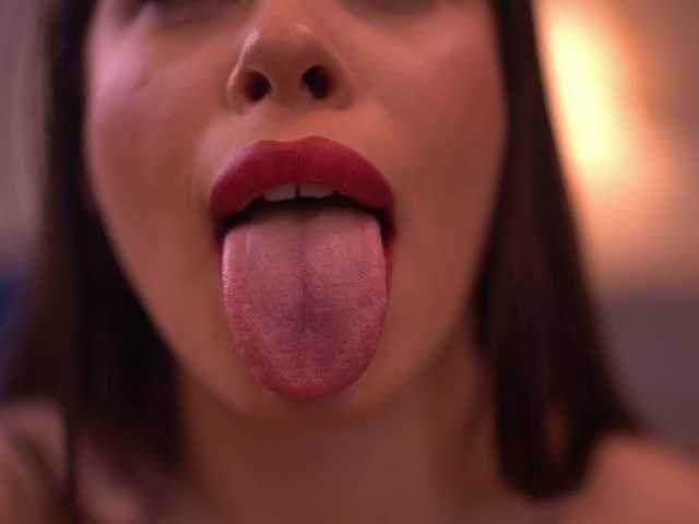 KatieHayes's BongaCams show and profile