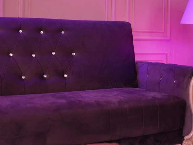 KatieHayes's BongaCams show and profile