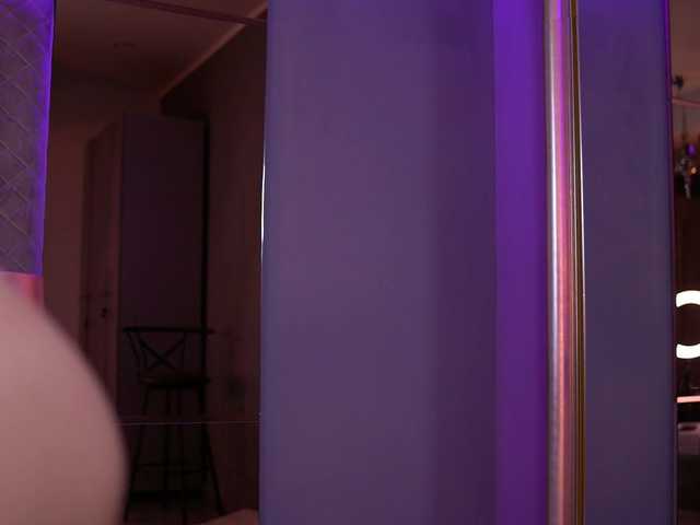 KatieHayes's BongaCams show and profile