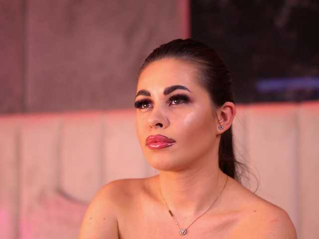 KatieHayes's BongaCams show and profile