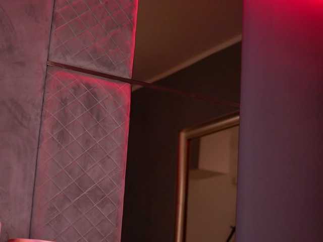 KatieHayes's BongaCams show and profile