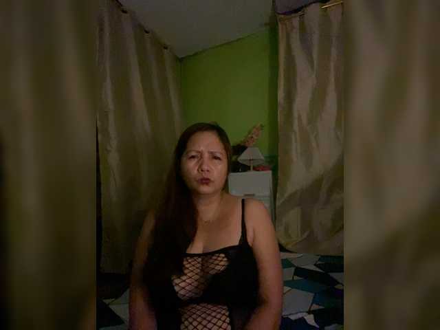 RoseTinz45's BongaCams show and profile