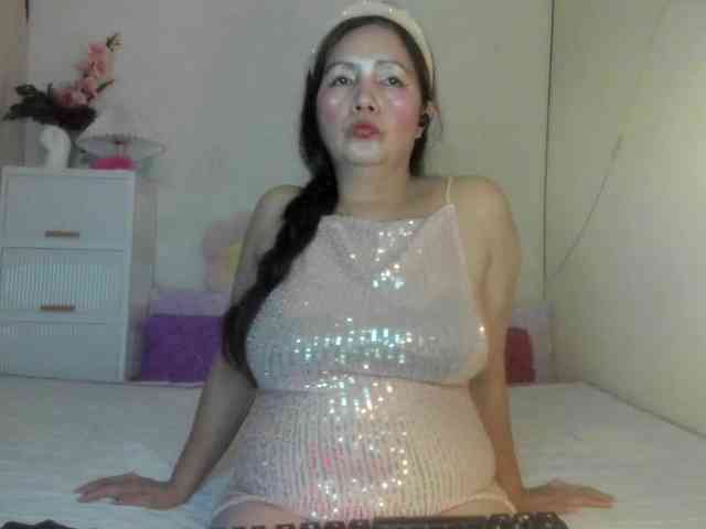 RoseTinz45 webcam