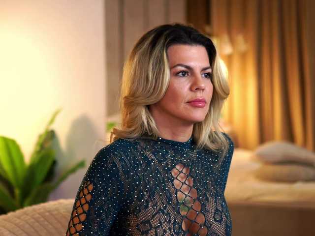 CamilaStarr's BongaCams show and profile