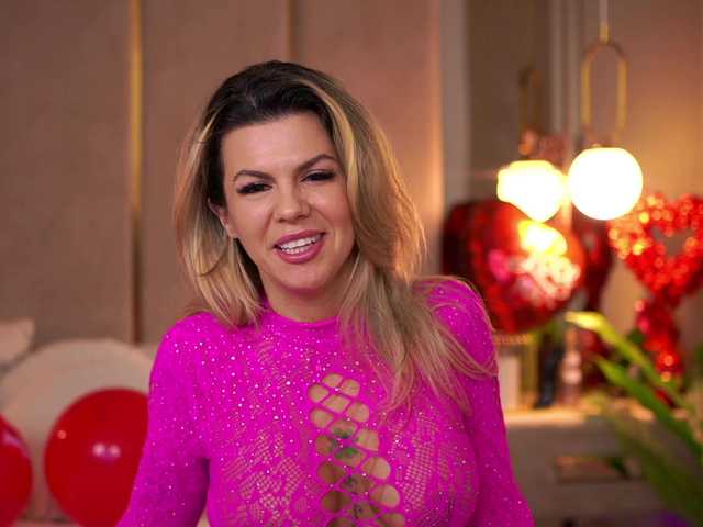 CamilaStarr's BongaCams show and profile