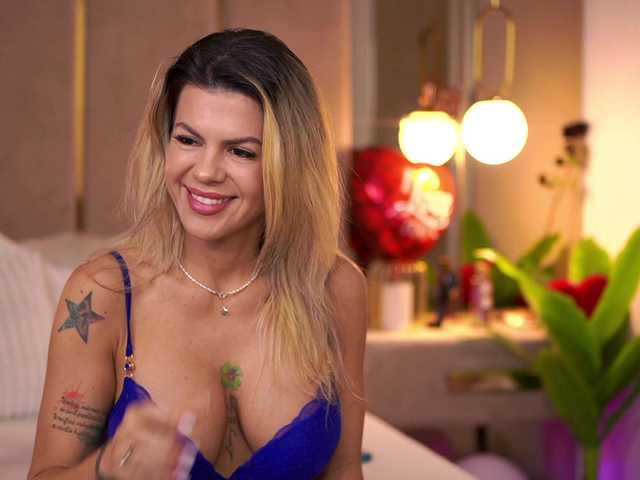 CamilaStarr's BongaCams show and profile