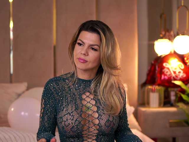 CamilaStarr's BongaCams show and profile