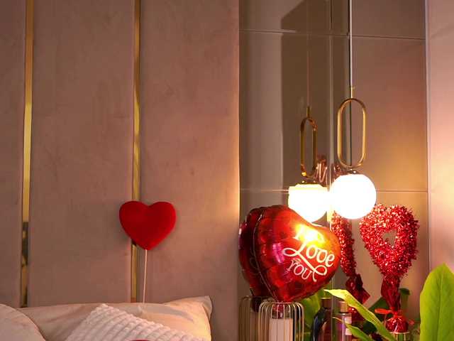 CamilaStarr's BongaCams show and profile