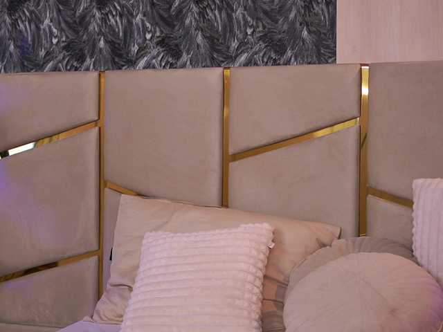 CamilaStarr live cam profile