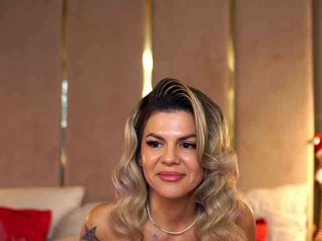 CamilaStarr CamilaStarr