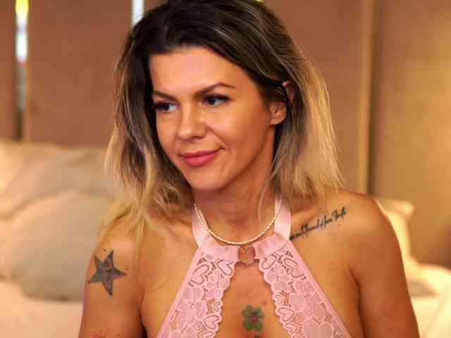 CamilaStarr CamilaStarr