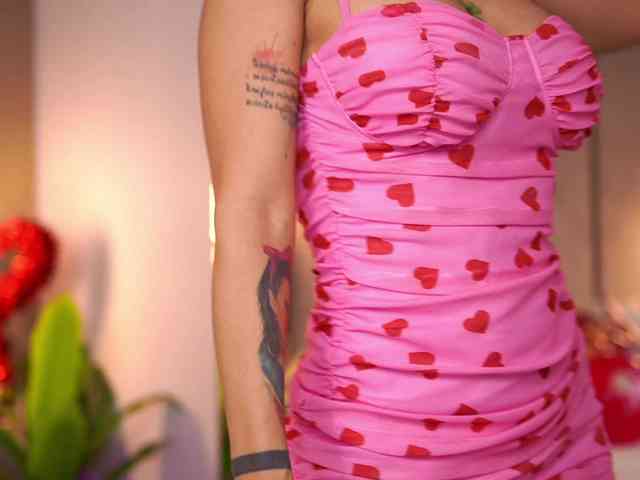 CamilaStarr CamilaStarr