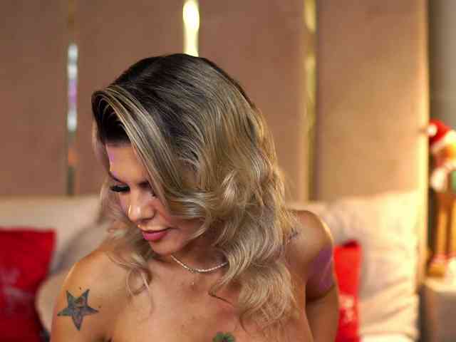 CamilaStarr CamilaStarr