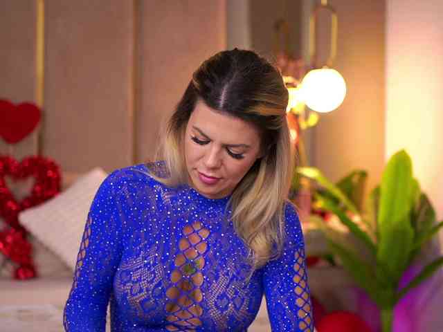 CamilaStarr CamilaStarr