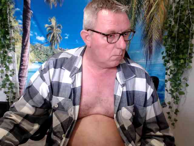 DutchDaddy Live Webcam on BongaCams
