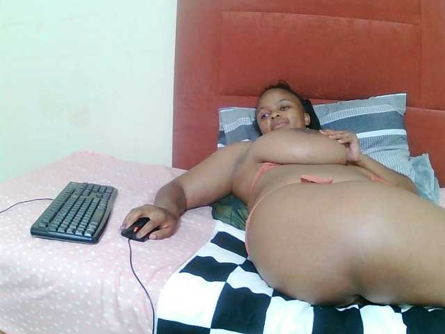 Pretty Lisa (PrettyLisa28)