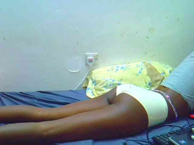 Sweetebony123 webcam