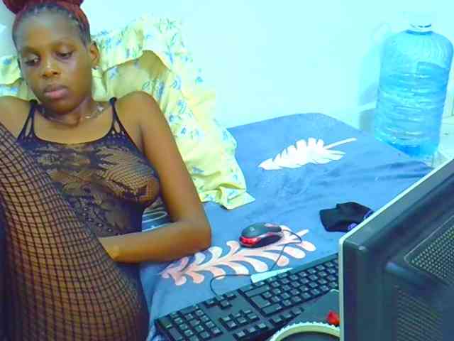 Sweetebony123 webcam