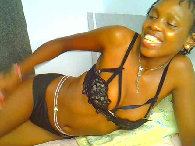 Sweetebony123 webcam