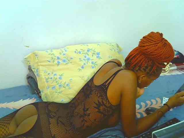 Sweetebony123 webcam