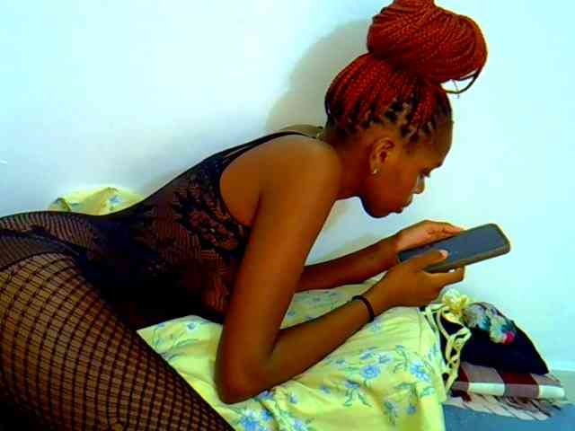 Sweetebony123 webcam