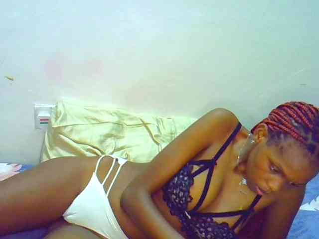 Sweetebony123 webcam
