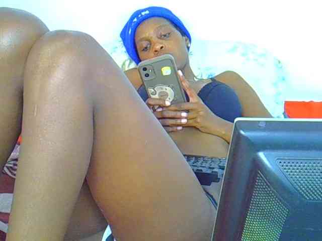 Sweetebony123