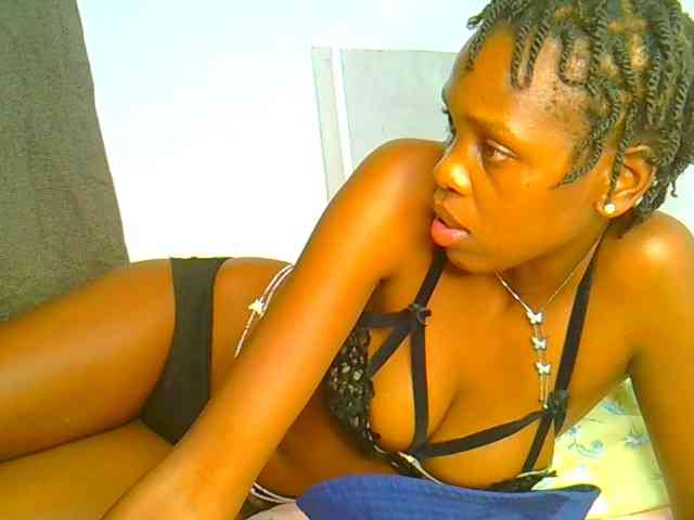 Sweetebony123 webcam