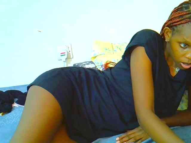 Sweetebony123 webcam