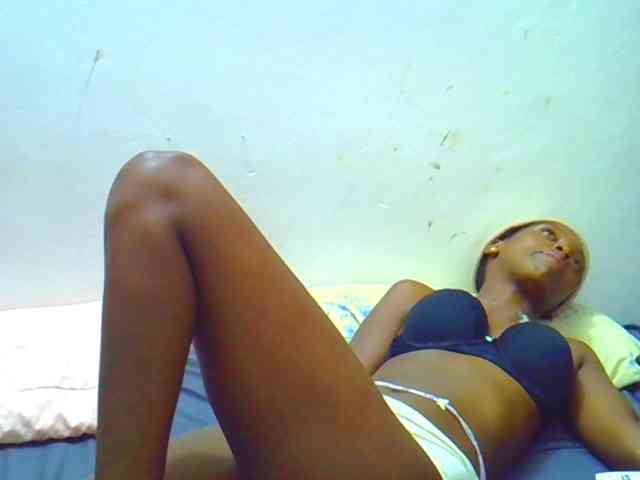 Sweetebony123 webcam
