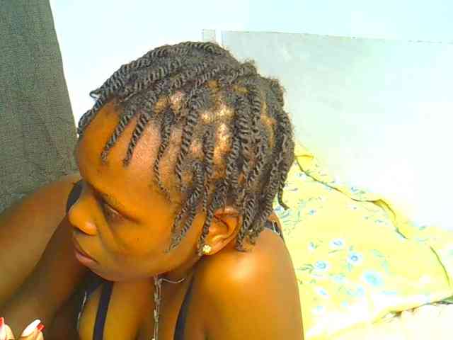 Sweetebony123 webcam