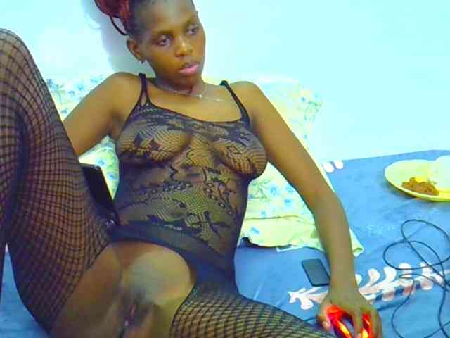 Sweetebony123 webcam