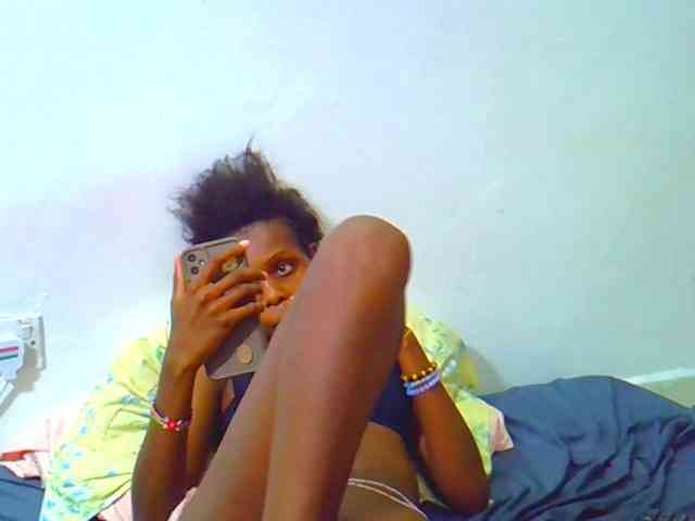 Sweetebony123 webcam