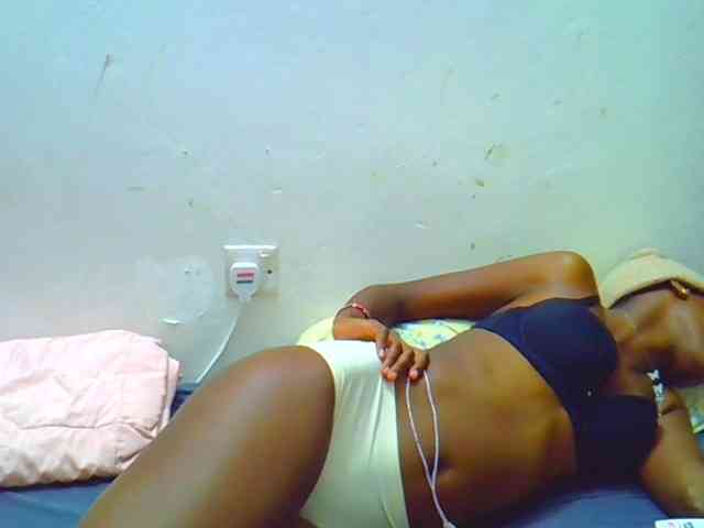 Sweetebony123 webcam