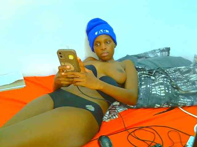 Sweetebony123