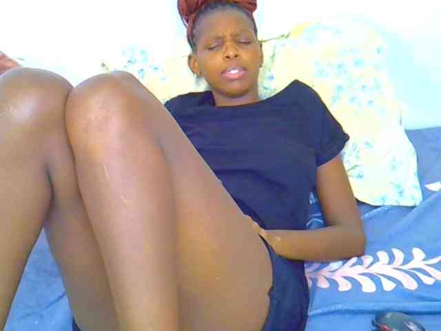 Sweetebony123 webcam
