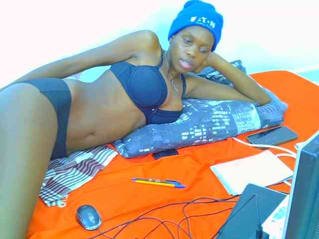 Sweetebony123
