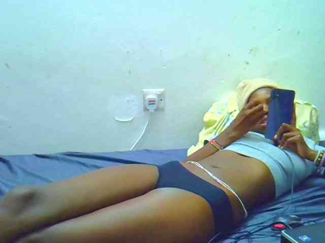 Sweetebony123 webcam